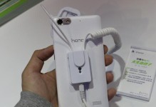 荣耀畅玩4c（一款经典手机，给你畅快无比的使用体验）