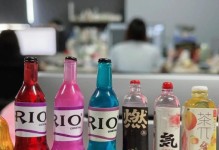 自制电脑桌面立体摆件教程（通过创意设计，打造独一无二的桌面装饰品）