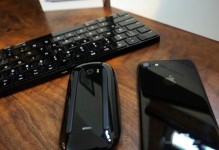 亮黑色iPhone7的卓越表现（一款颠覆传统的黑科技之作）